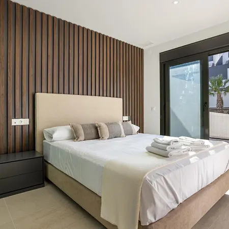 Nature Views Luxury - 3br&pool Appartamento Torrevieja